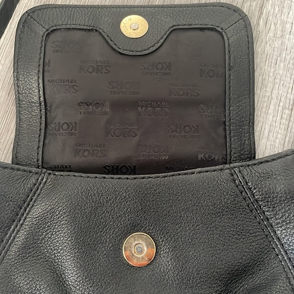 Michael Kors Black Cross Body Bag with Gold Details - Picture 6 of 6